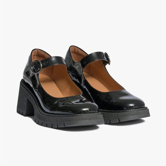 Bocage Black Patent Leather Mary Janes - Picture 2 of 6